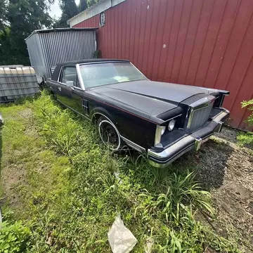 1981 Lincoln Mark VI Bill Blass