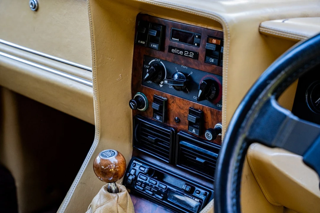 1981 Lotus Elite 2nd Gen - Image 24 of 31