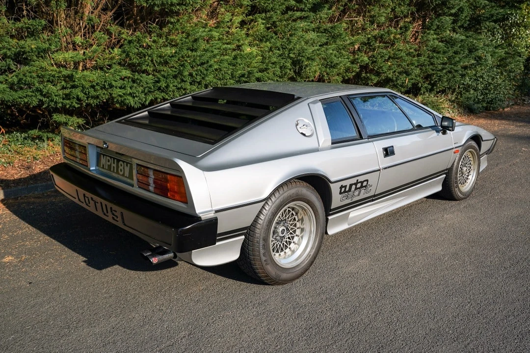 1981 Lotus Esprit Series 3 & Turbo - Image 15 of 30