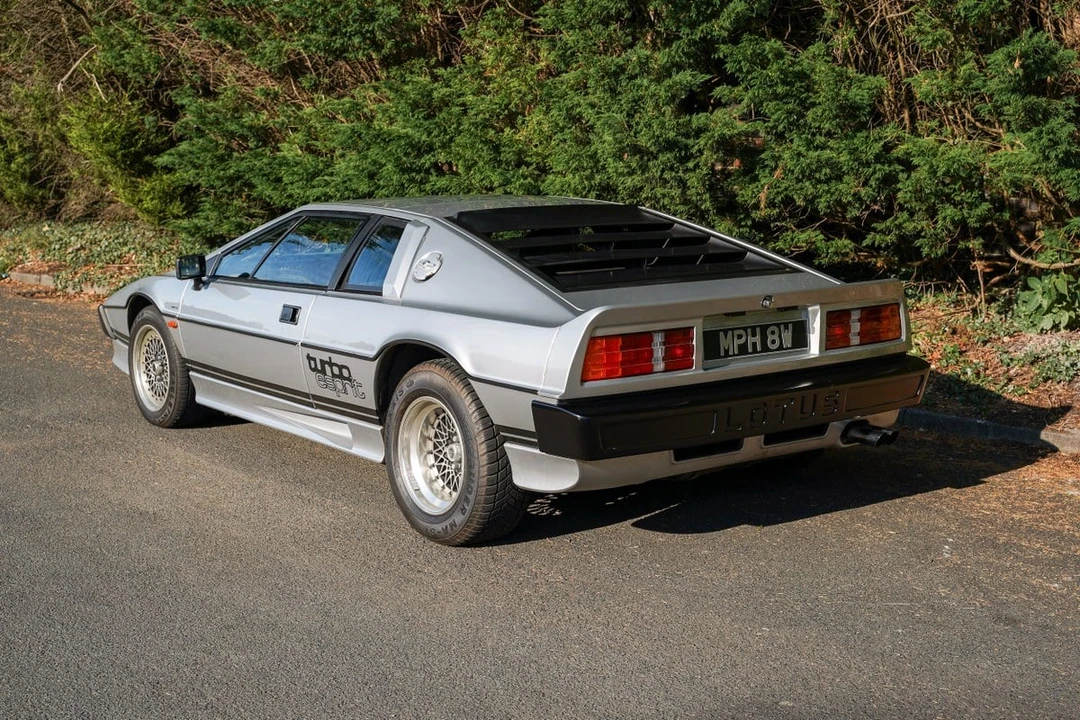 1981 Lotus Esprit Series 3 & Turbo - Image 23 of 30