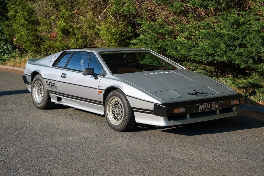 1981 Lotus Esprit Series 3 & Turbo - Image 11 of 30