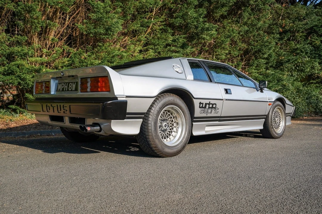 1981 Lotus Esprit Series 3 & Turbo - Image 16 of 30