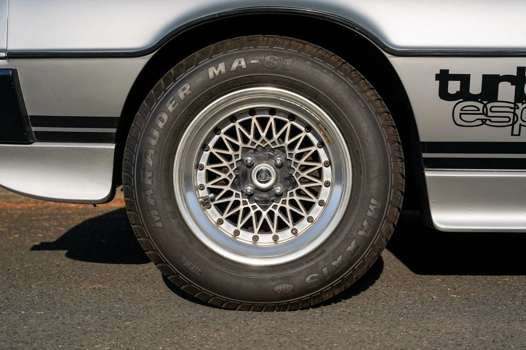 1981 Lotus Esprit Series 3 & Turbo - Image 30 of 30