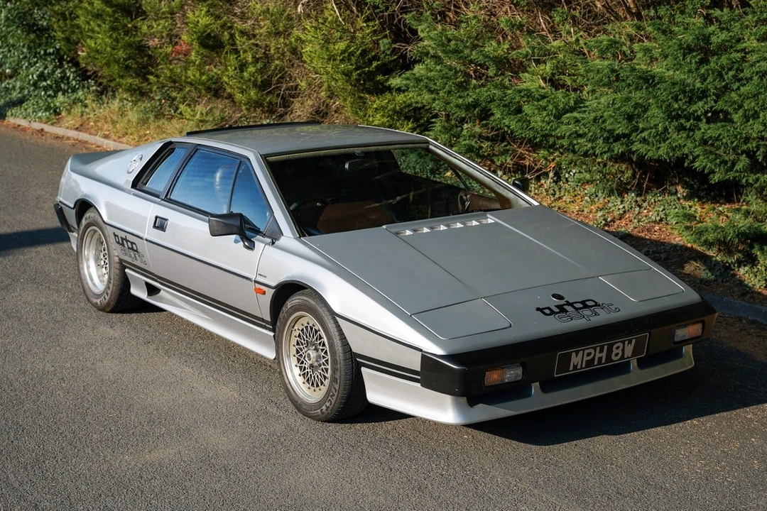 1981 Lotus Esprit Series 3 & Turbo - Image 10 of 30