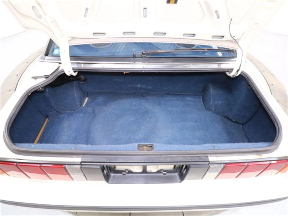 1981 Mazda HB Cosmo - Image 28 of 31