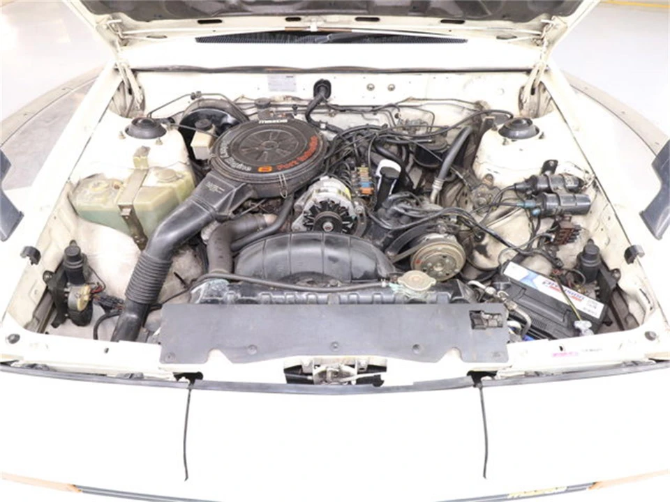 1981 Mazda HB Cosmo - Image 25 of 31