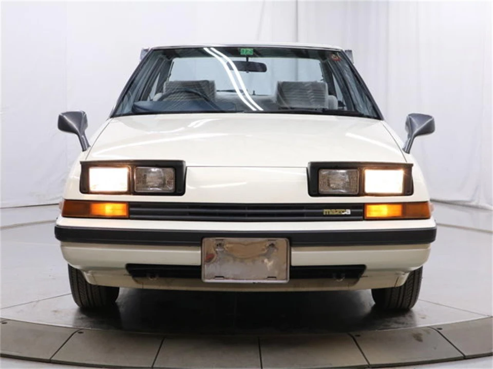 1981 Mazda HB Cosmo - Image 10 of 31