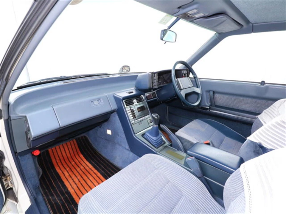 1981 Mazda HB Cosmo - Image 17 of 31