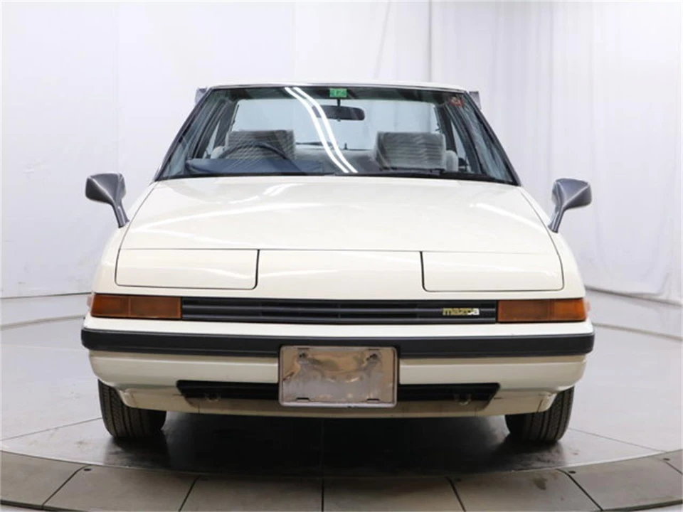 1981 Mazda HB Cosmo - Image 3 of 31
