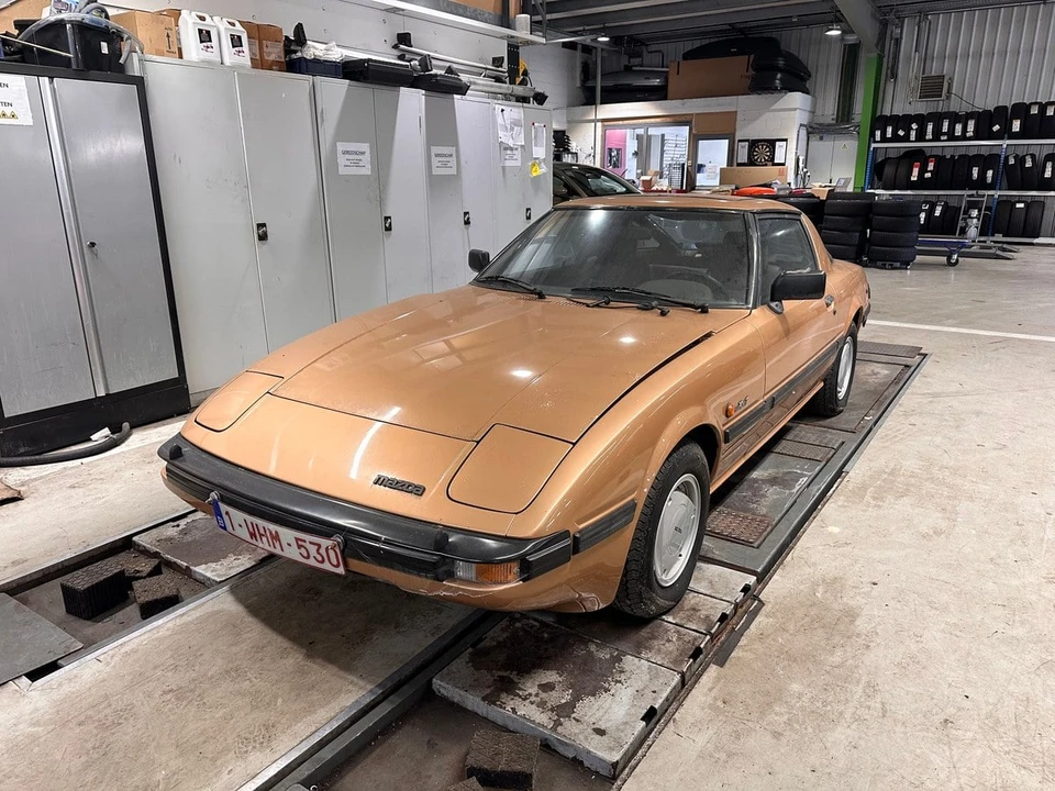 1981 Mazda RX-7 SA & FB - Image 4 of 30