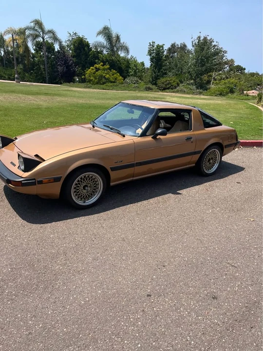 1981 Mazda RX-7 SA & FB - Image 2 of 13