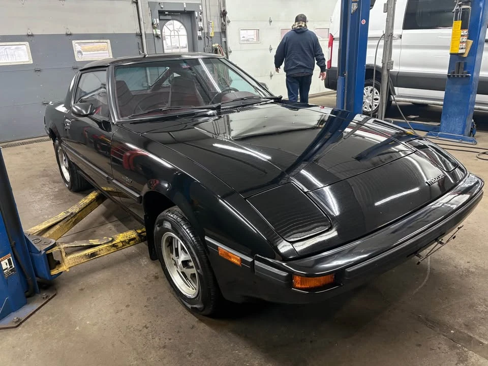 1981 Mazda RX-7 SA & FB - Image 2 of 15