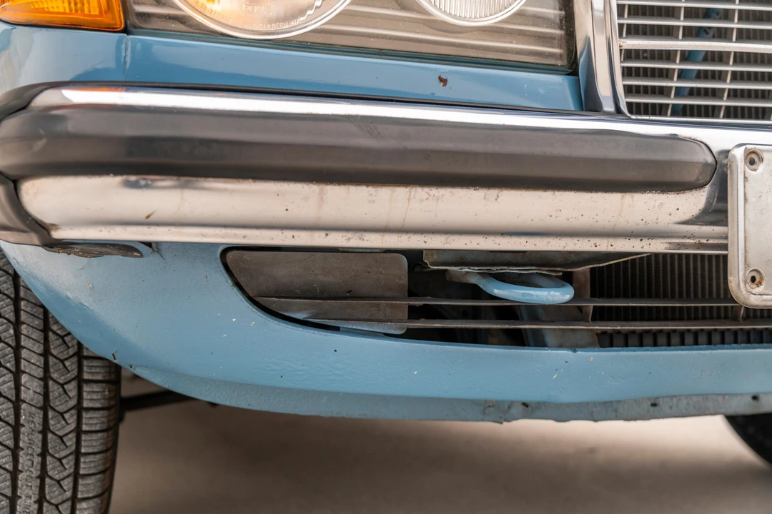 1981 Mercedes-Benz W123 Sedan - Image 25 of 31