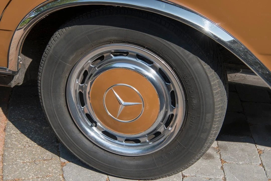 1981 Mercedes-Benz W123 Wagon (S123) - Image 28 of 30