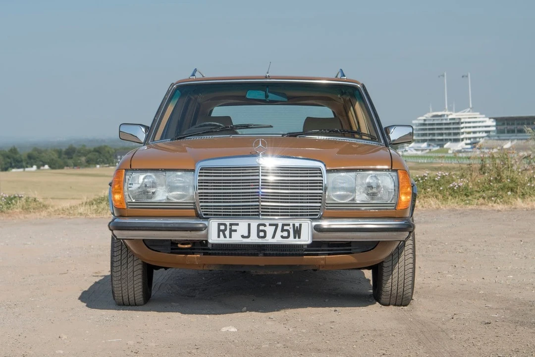 1981 Mercedes-Benz W123 Wagon (S123) - Image 11 of 30