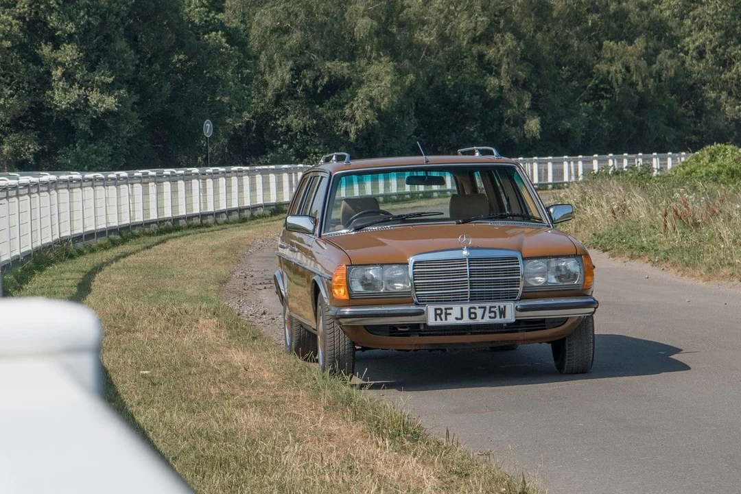 1981 Mercedes-Benz W123 Wagon (S123) - Image 5 of 30