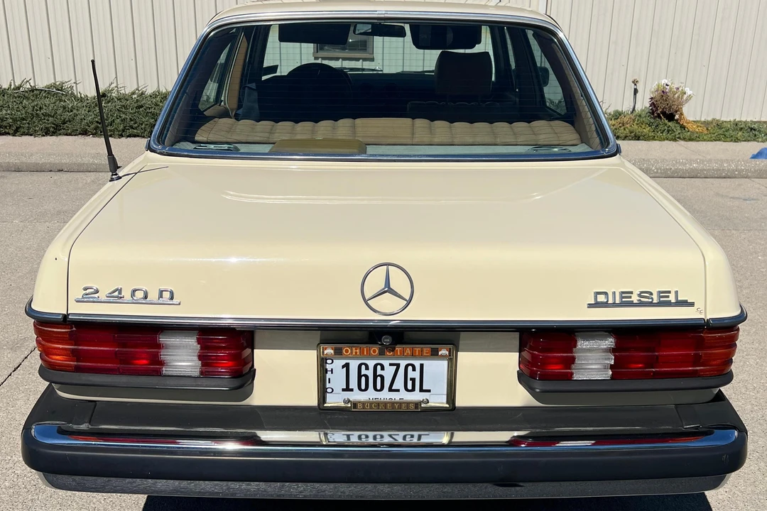 1981 Mercedes-Benz E-Class - Image 11 of 31