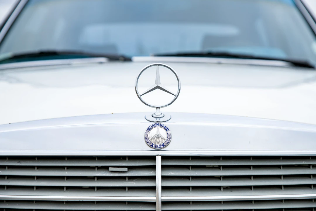 1981 Mercedes-Benz W123 Sedan - Image 30 of 31