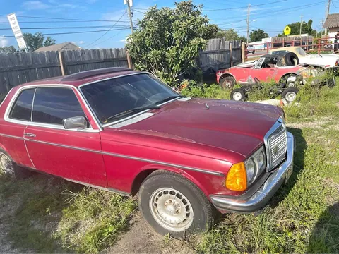 1981 Mercedes-Benz 280 E Black