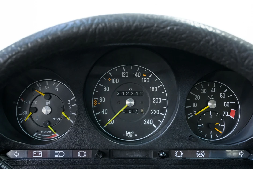 1981 Mercedes-Benz C107 SLC - Image 11 of 16