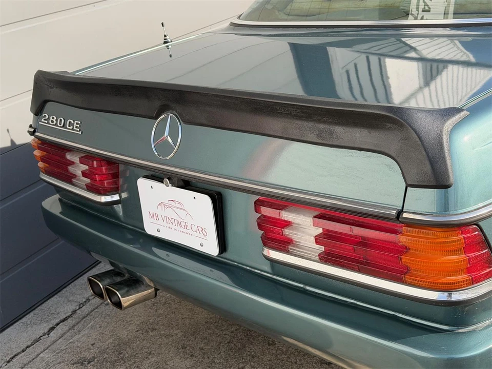 1981 Mercedes-Benz W123 Coupe (C123) - Image 11 of 31