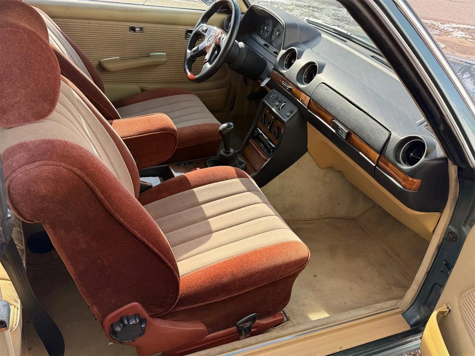 1981 Mercedes-Benz W123 Coupe (C123) - Image 21 of 31