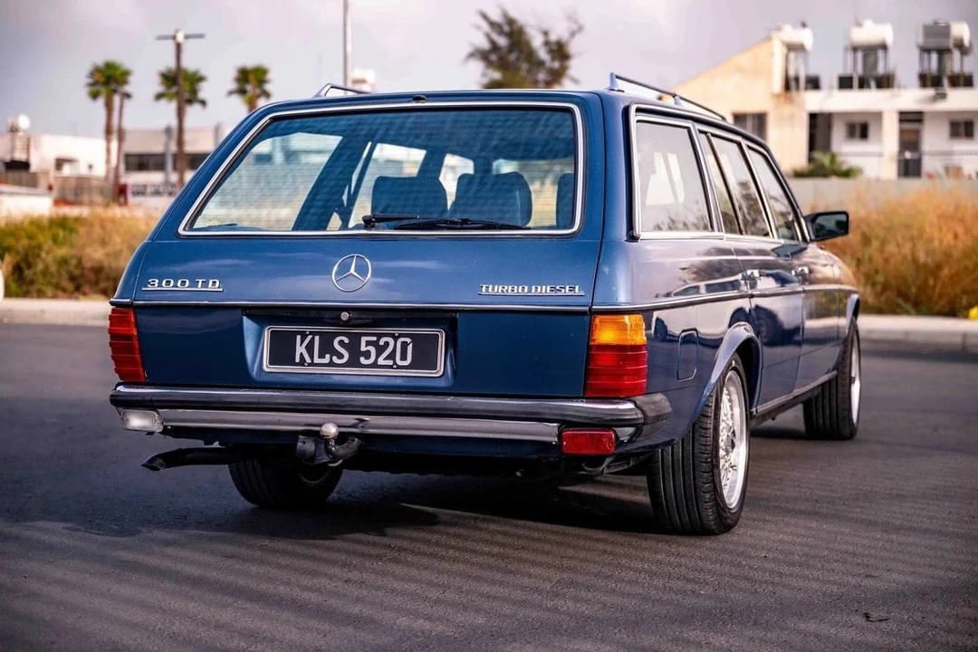 1981 Mercedes-Benz W120 & W121 - Image 10 of 30