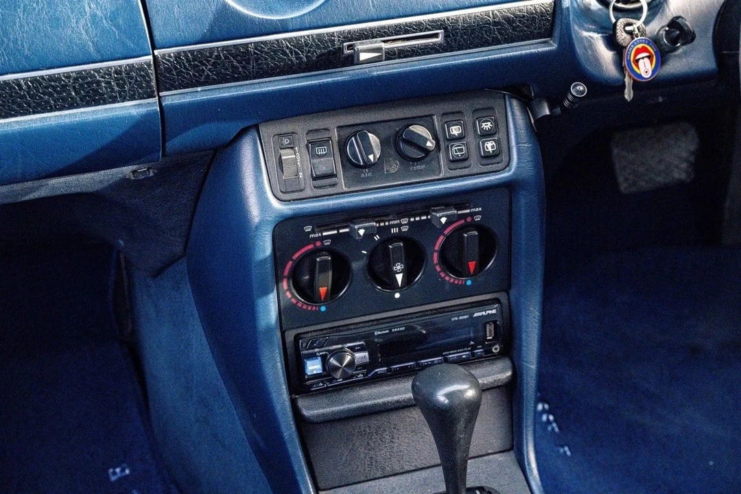 1981 Mercedes-Benz W120 & W121 - Image 18 of 30