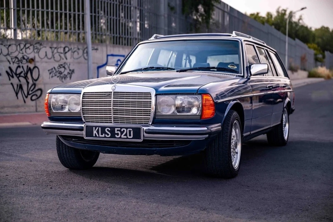 1981 Mercedes-Benz W120 & W121 - Image 14 of 30