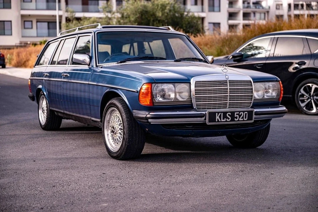 1981 Mercedes-Benz W120 & W121 - Image 13 of 30
