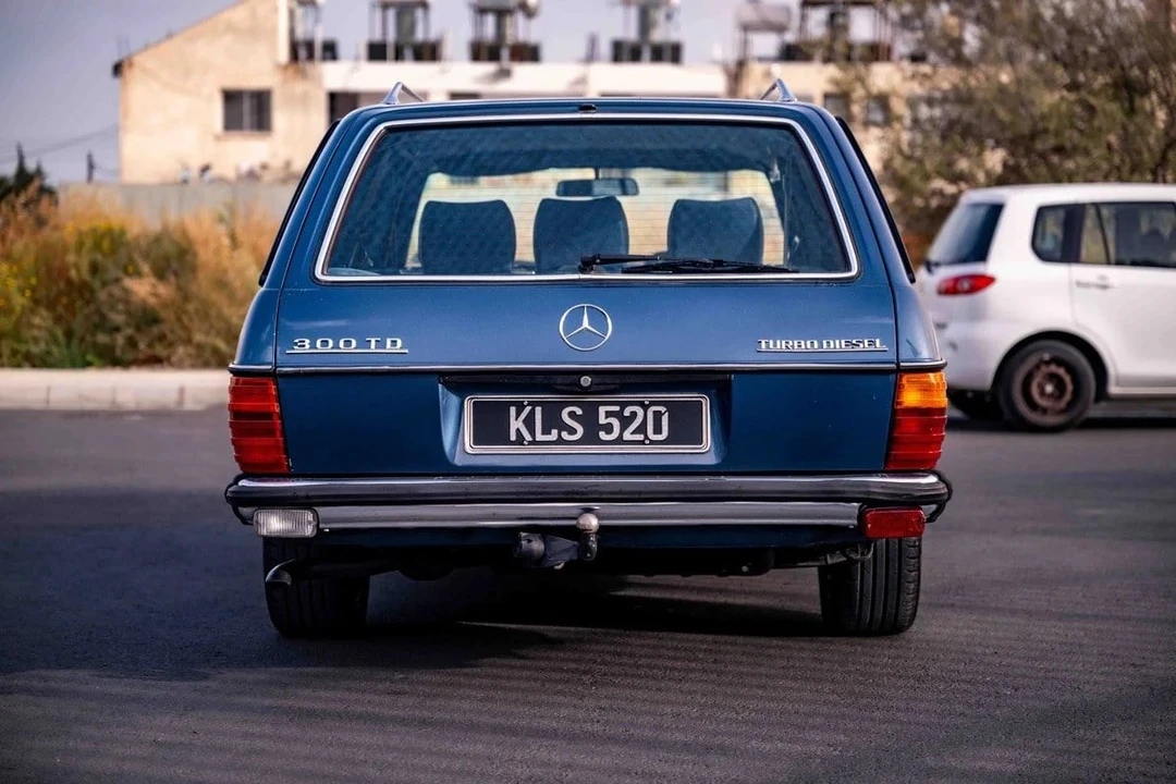 1981 Mercedes-Benz W120 & W121 - Image 8 of 30