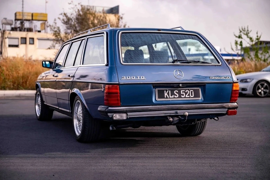1981 Mercedes-Benz W120 & W121 - Image 9 of 30