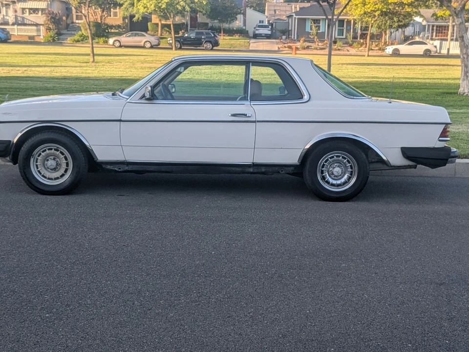 1981 Mercedes-Benz W123 Wagon (S123) - Image 4 of 13
