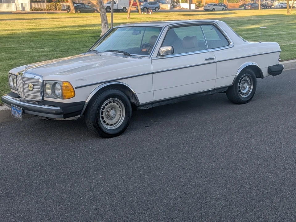1981 Mercedes-Benz W123 Wagon (S123) - Image 5 of 13