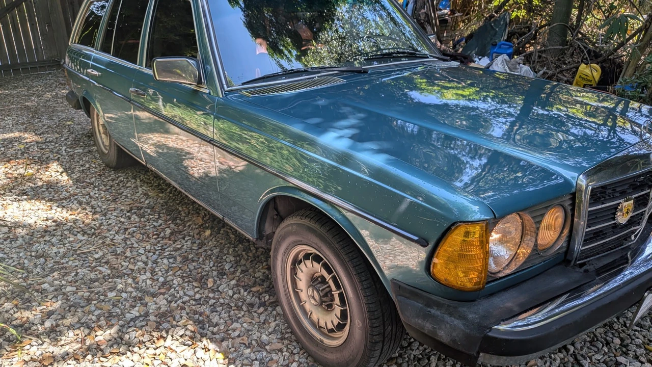 1981 Mercedes-Benz W123 Wagon (S123) - Image 3 of 17