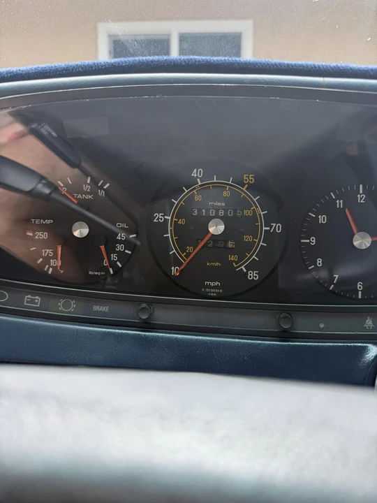1981 Mercedes-Benz W123 Sedan - Image 29 of 31