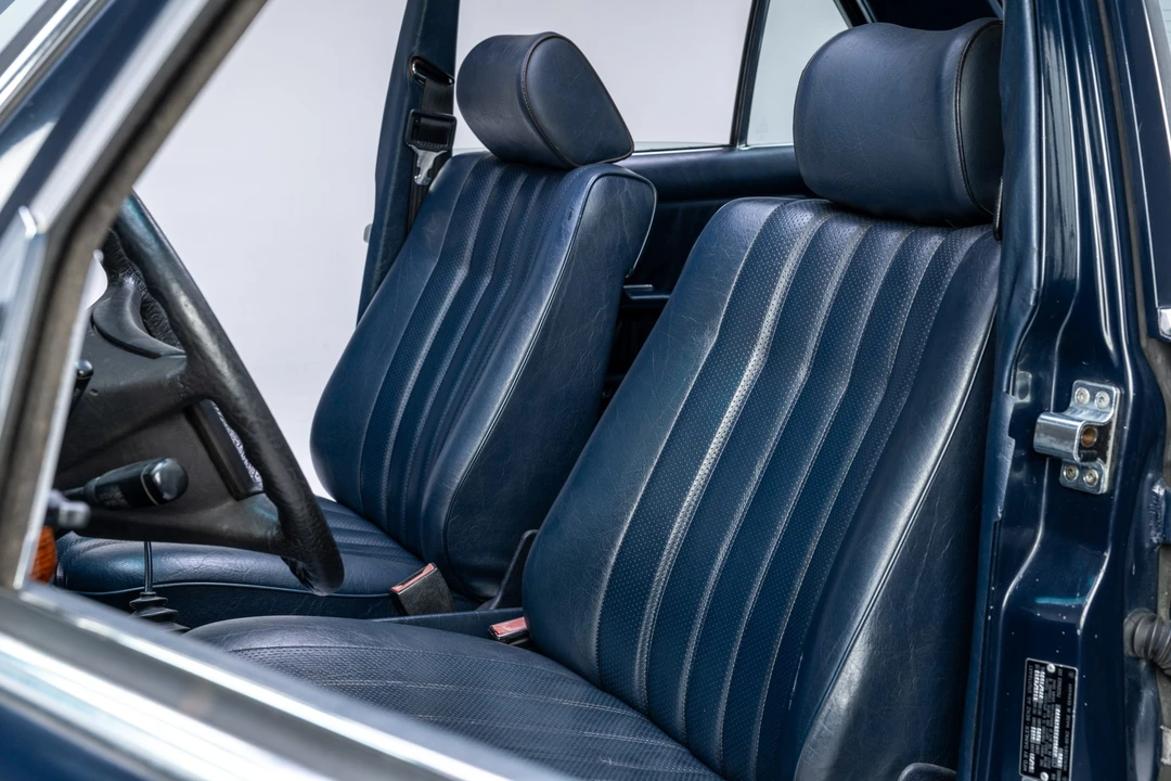 1981 Mercedes-Benz W123 Sedan - Image 22 of 31