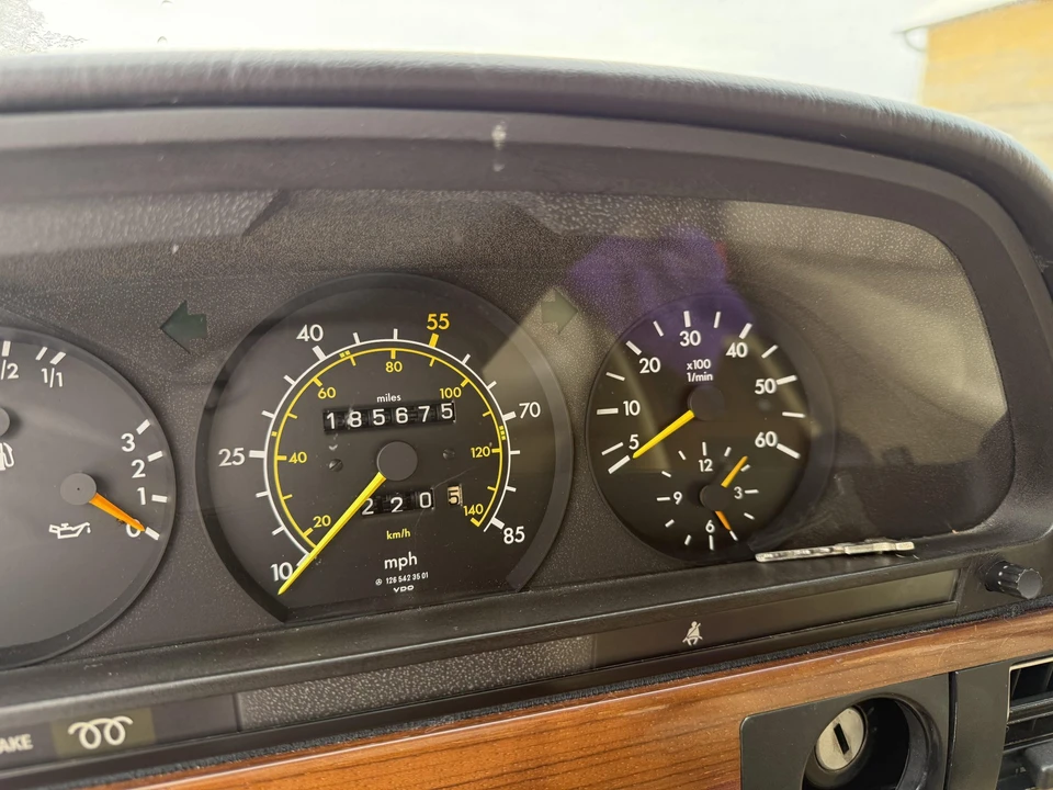 1981 Mercedes-Benz W126 S-Class Sedan - Image 31 of 31