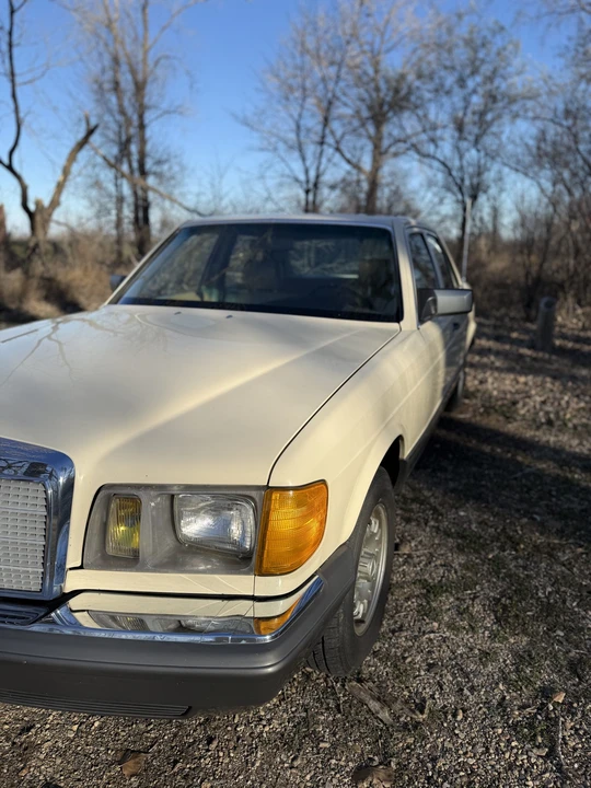 1981 Mercedes-Benz W126 S-Class Sedan - Image 13 of 31