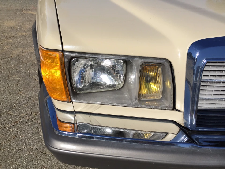 1981 Mercedes-Benz W126 S-Class Sedan - Image 12 of 31