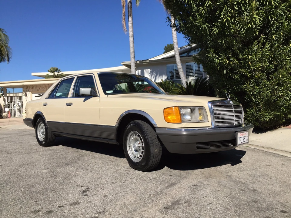 1981 Mercedes-Benz W126 S-Class Sedan - Image 8 of 31