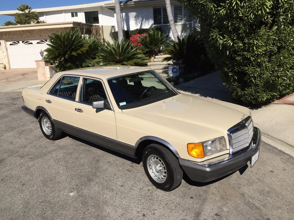 1981 Mercedes-Benz W126 S-Class Sedan - Image 7 of 31