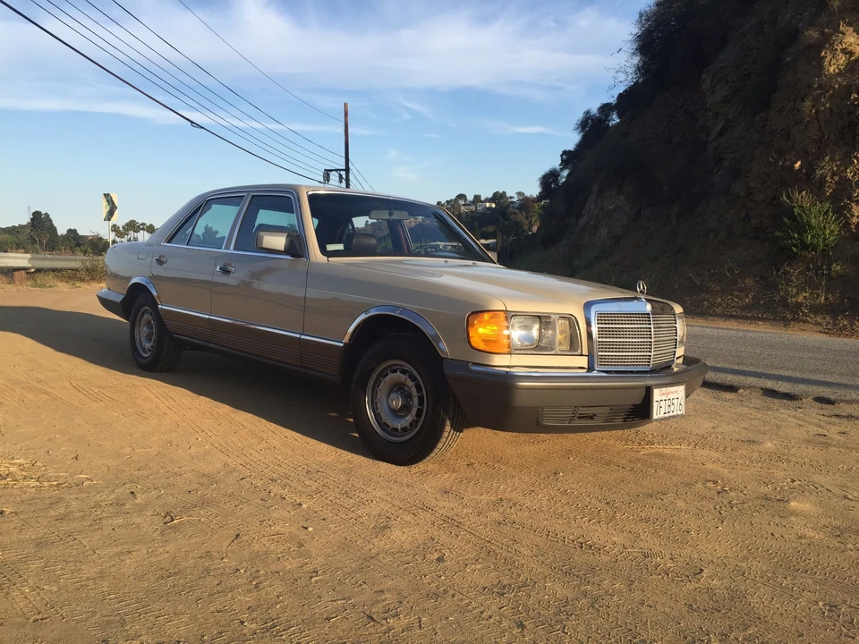 1981 Mercedes-Benz W126 S-Class Sedan - Image 19 of 31