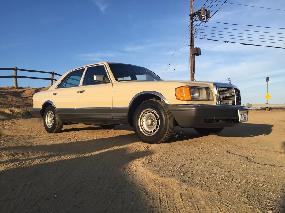 1981 Mercedes-Benz W126 S-Class Sedan - Image 16 of 31