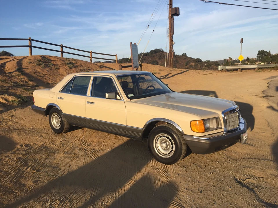 1981 Mercedes-Benz W126 S-Class Sedan - Image 18 of 31