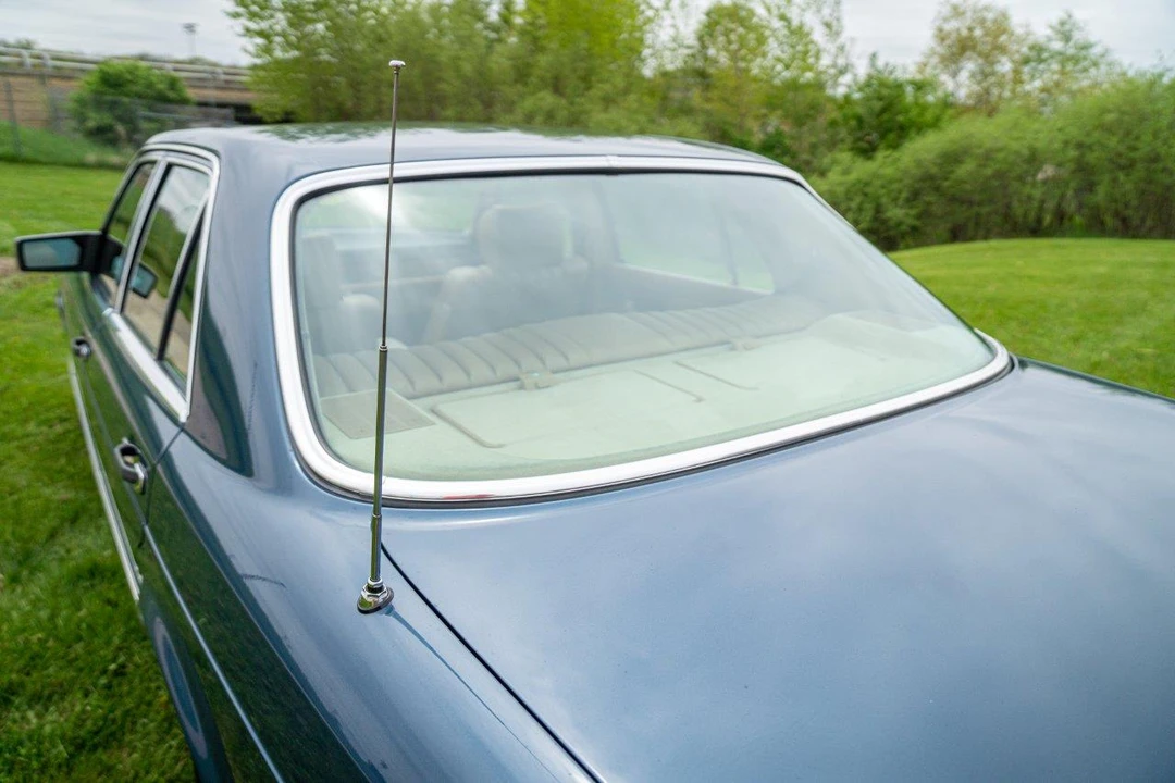 1981 Mercedes-Benz W126 S-Class Sedan - Image 23 of 31