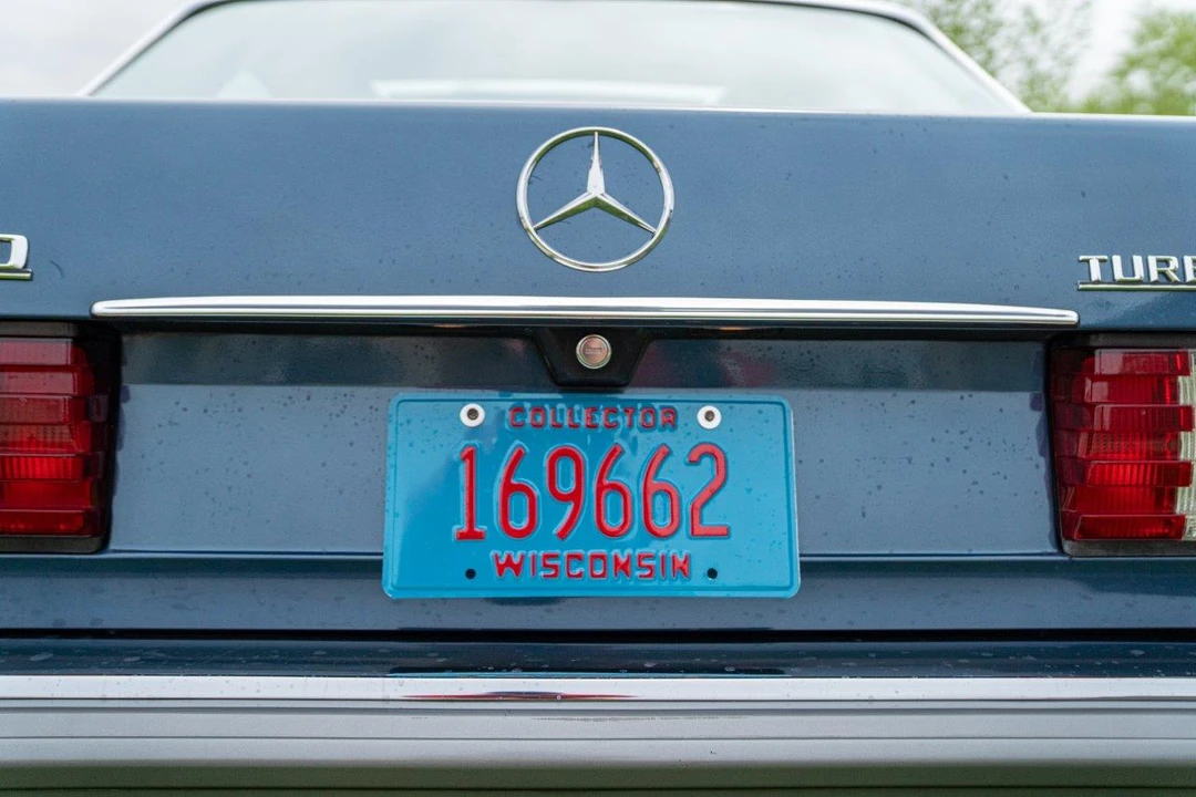 1981 Mercedes-Benz W126 S-Class Sedan - Image 20 of 31