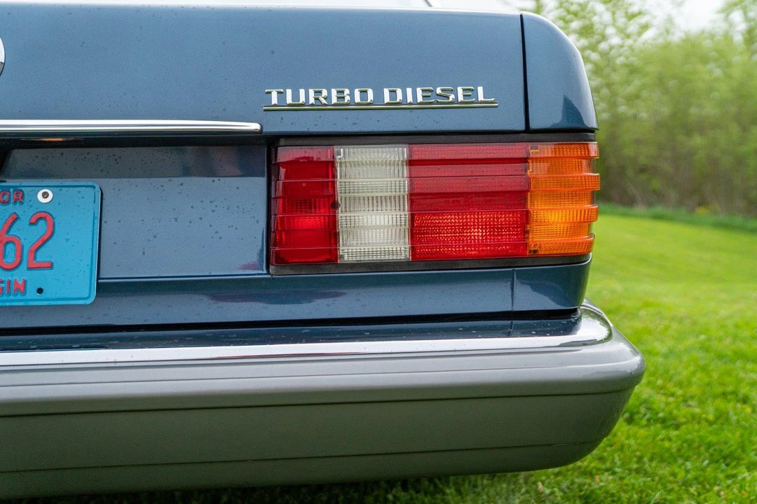 1981 Mercedes-Benz W126 S-Class Sedan - Image 21 of 31