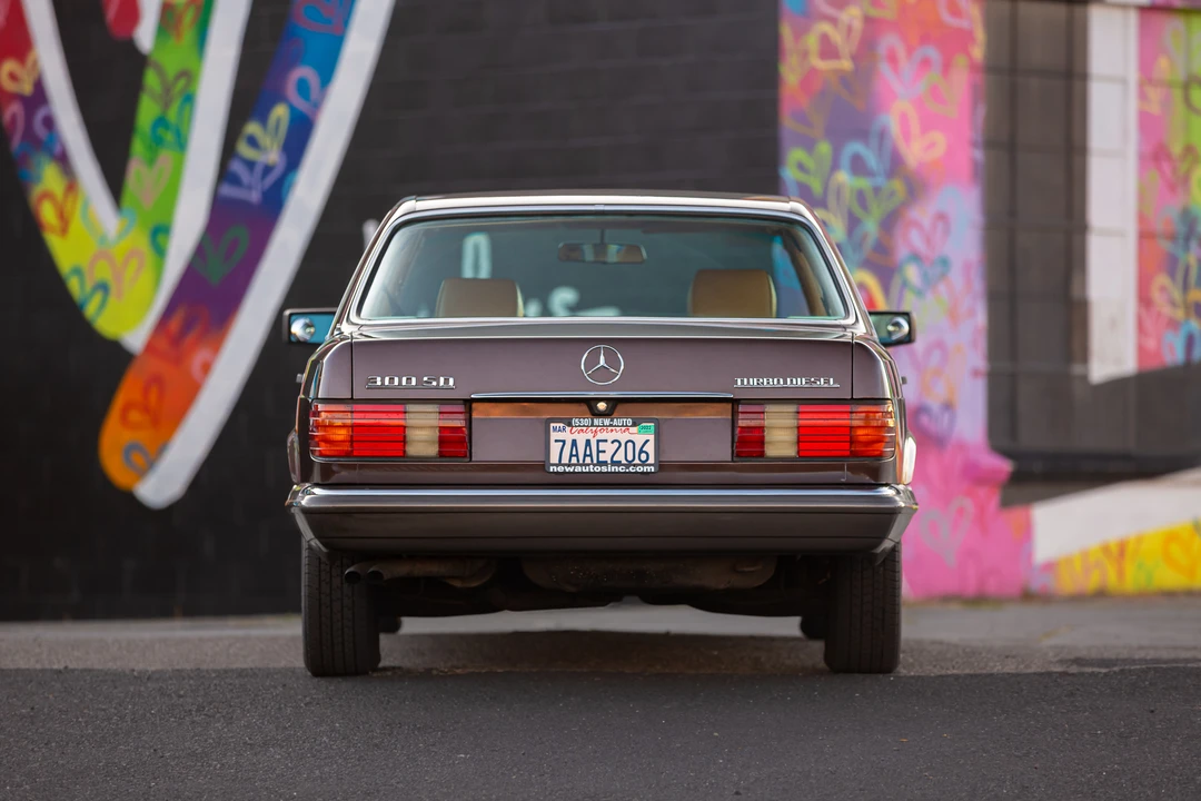 1981 Mercedes-Benz W126 S-Class Sedan - Image 8 of 31