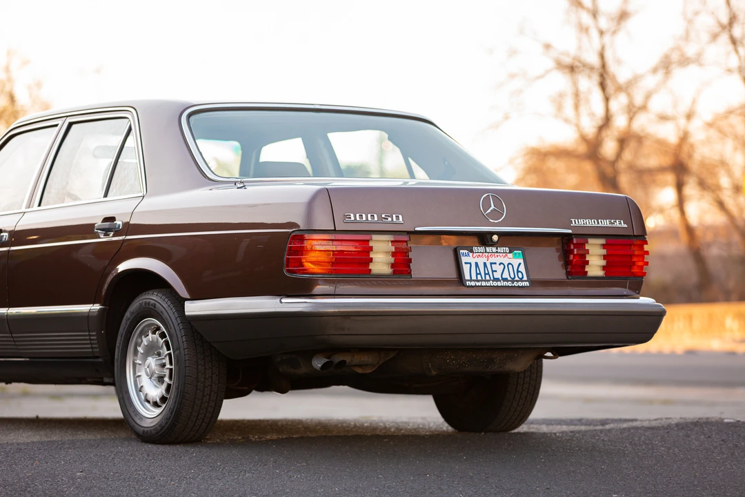 1981 Mercedes-Benz W126 S-Class Sedan - Image 24 of 31